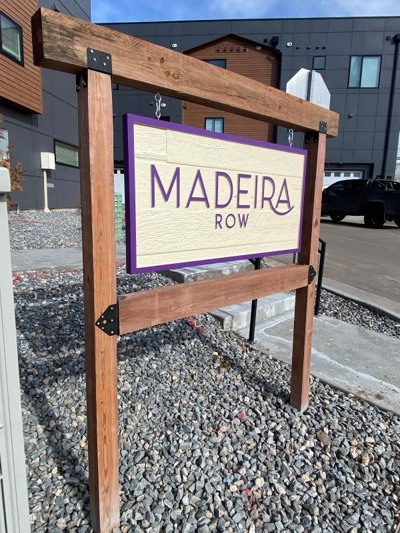 freestanding signs Photo